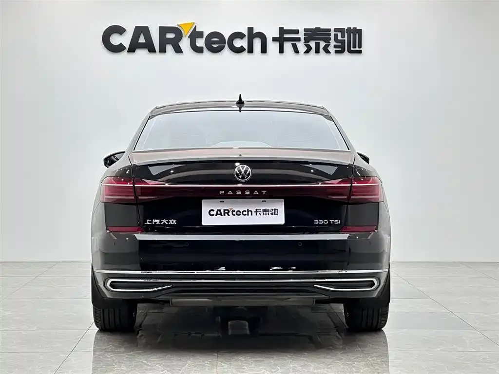 Volkswagen Passat — фото 2