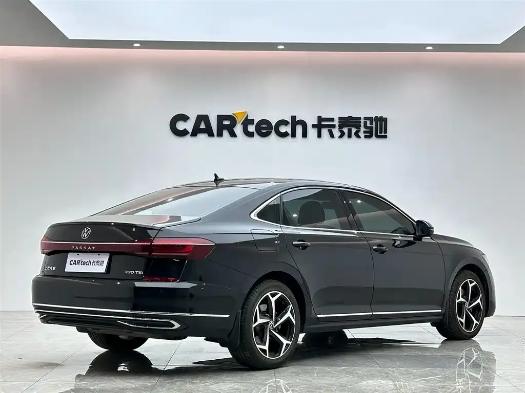 Volkswagen Passat — фото 5