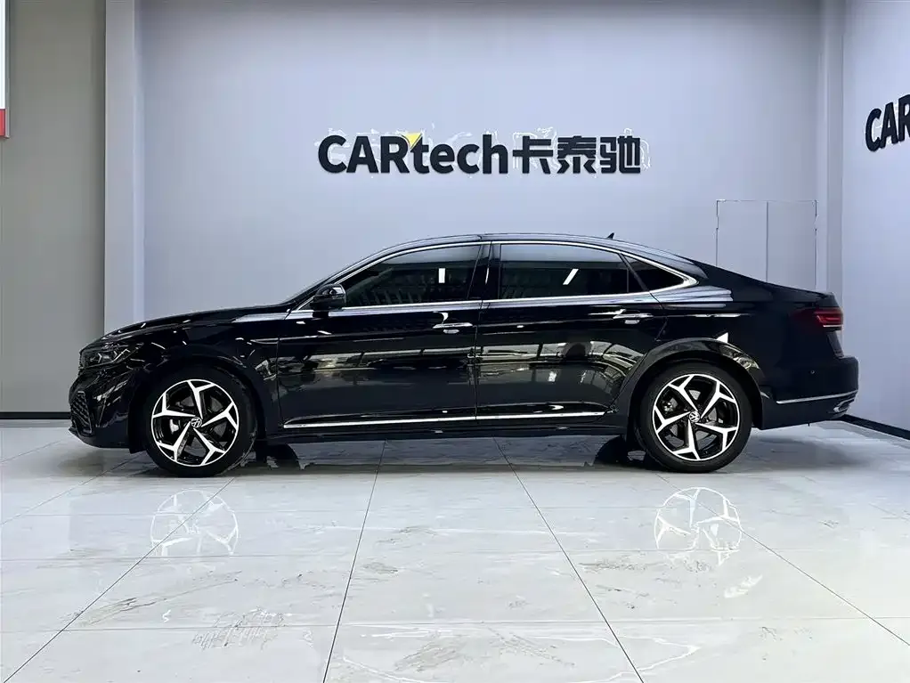 Volkswagen Passat — фото 4