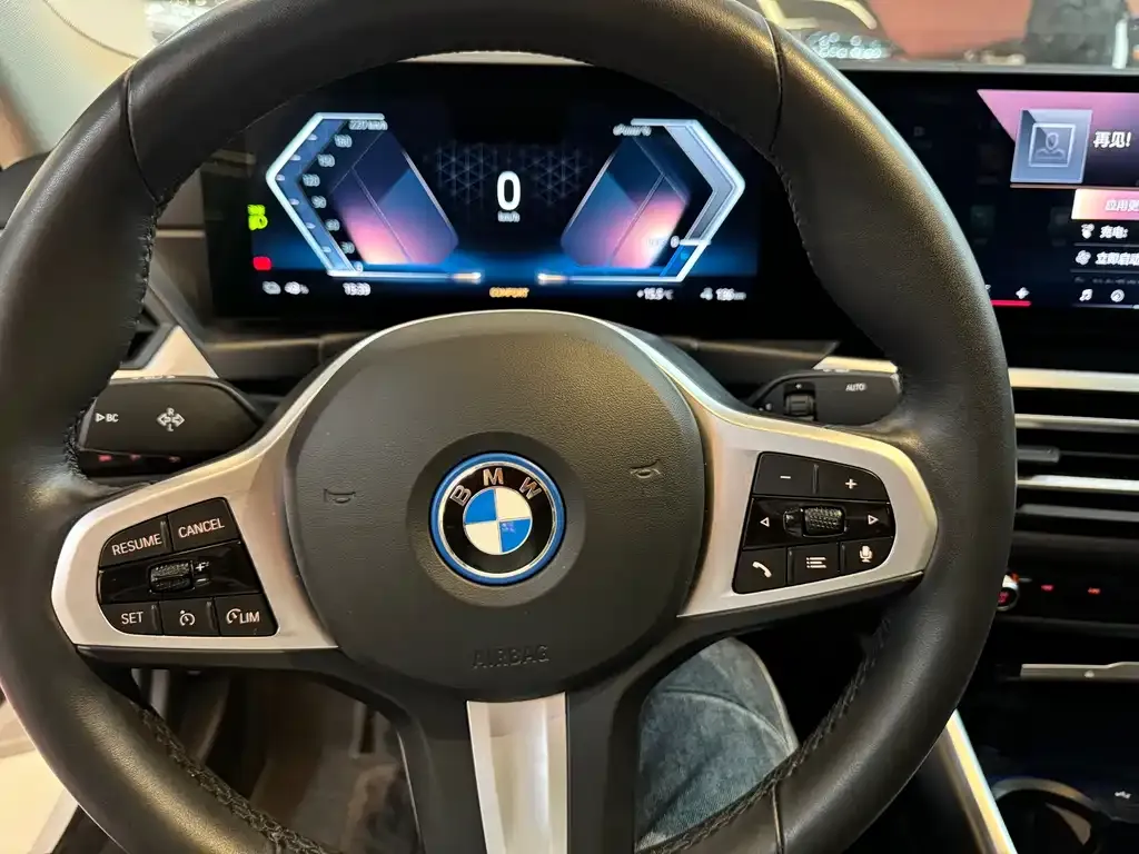 BMW i3 — фото 9