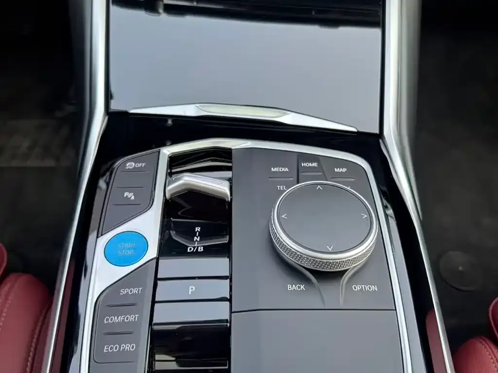 BMW i3 — фото 2