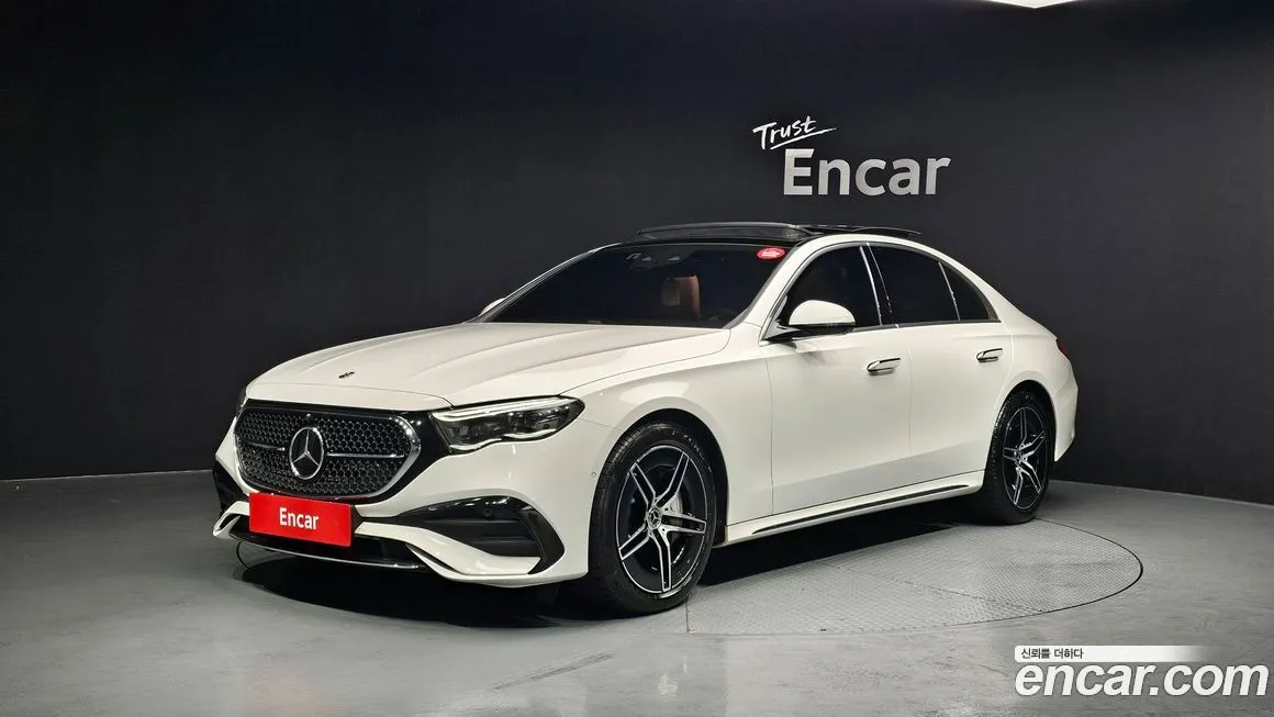 Mercedes-Benz E-Class — фото 1