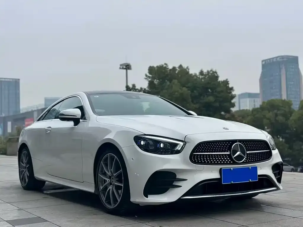 Mercedes-Benz E-Class (Import) — фото 6
