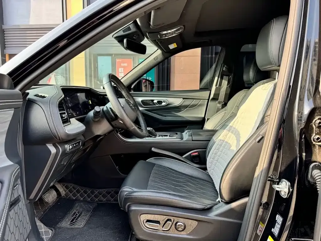 GAC Motor Trumpchi GS8 — фото 8