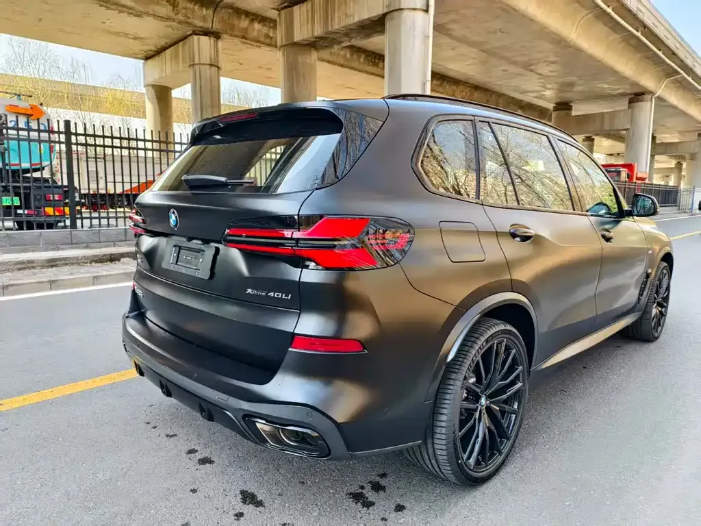 BMW X5 — фото 7