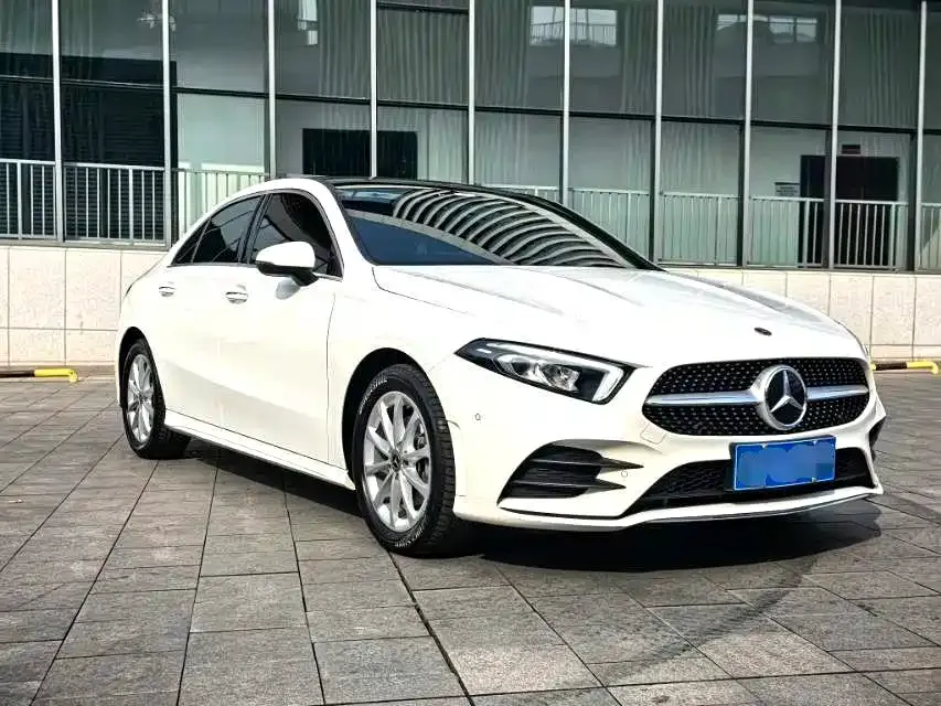 Mercedes-Benz A-Class — фото 9