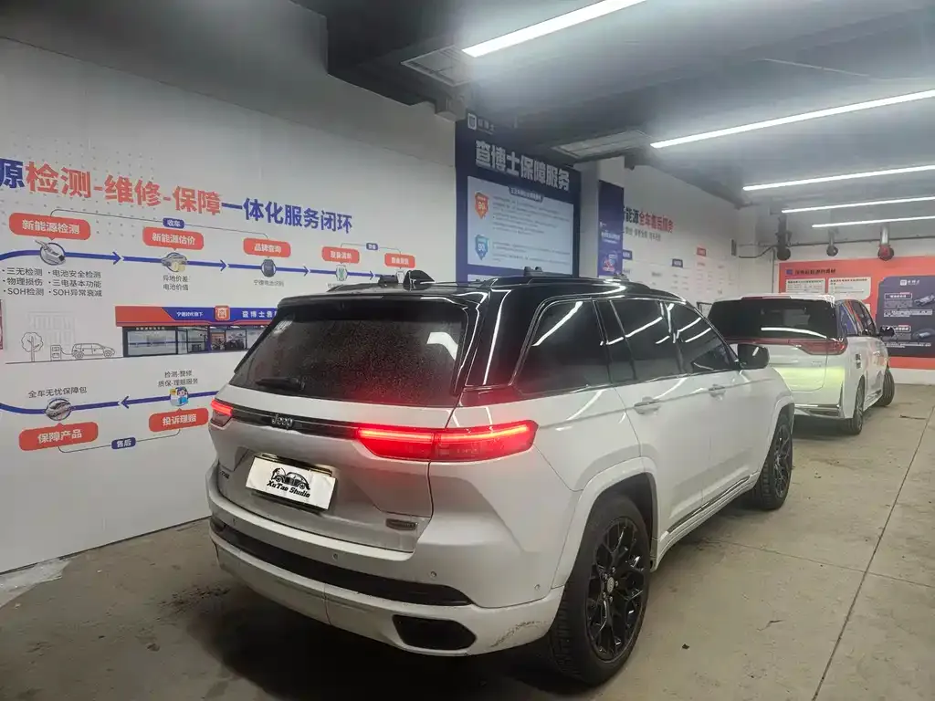 Jeep Grand Cherokee 4xe (Import) — фото 2