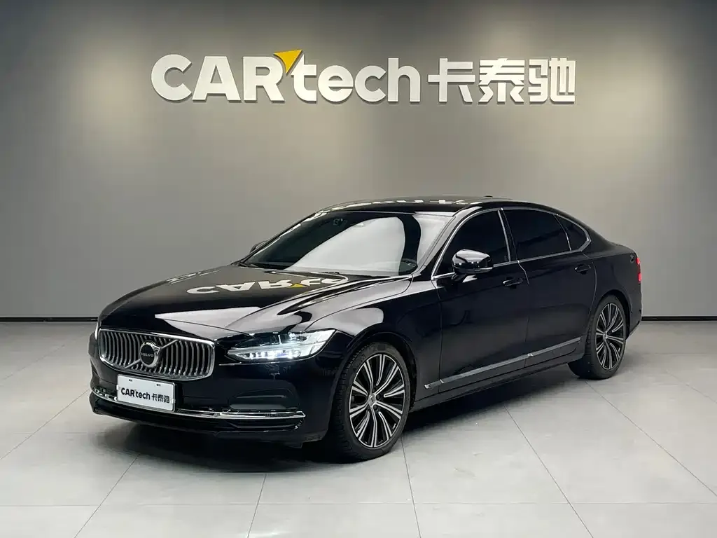 Volvo S90 — фото 1