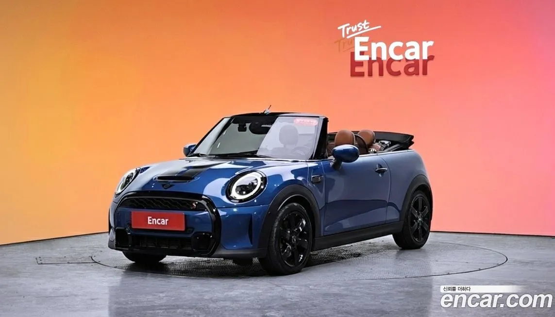 Mini Cooper Convertible — фото 1
