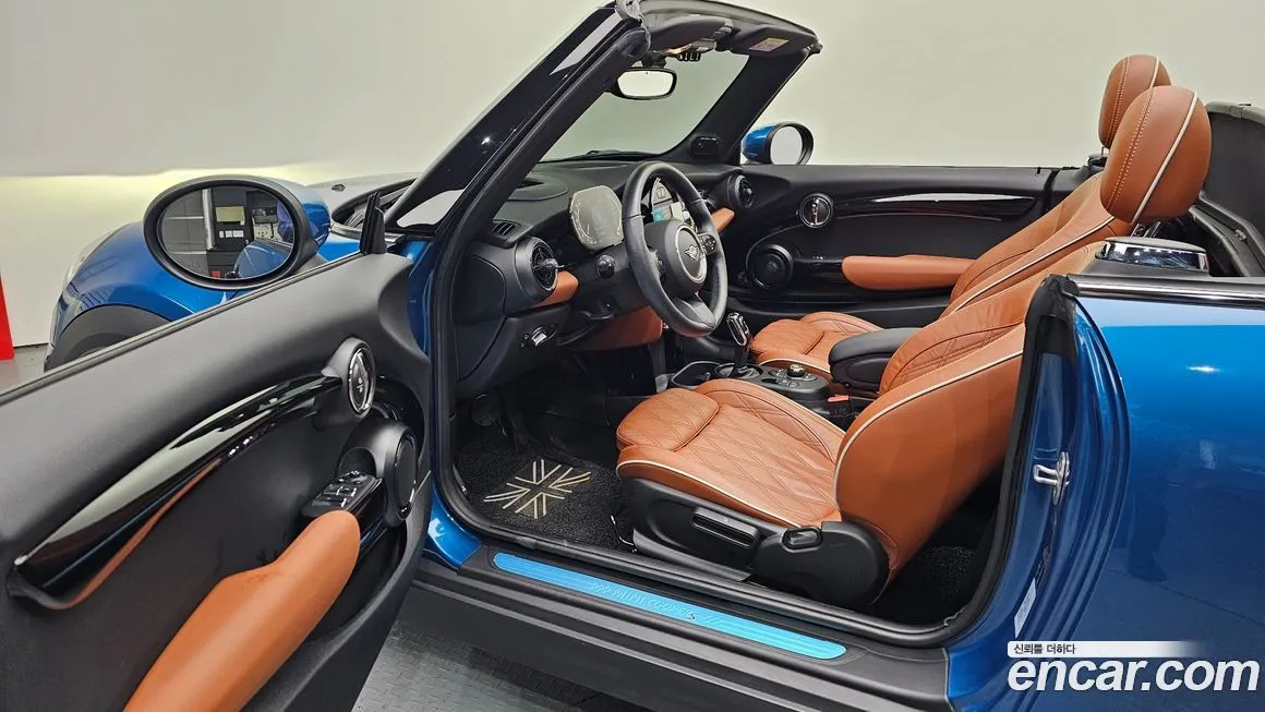 Mini Cooper Convertible — фото 7
