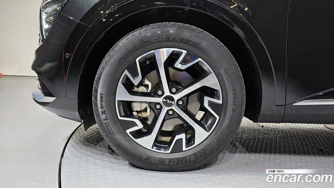 Kia Sportage — фото 7