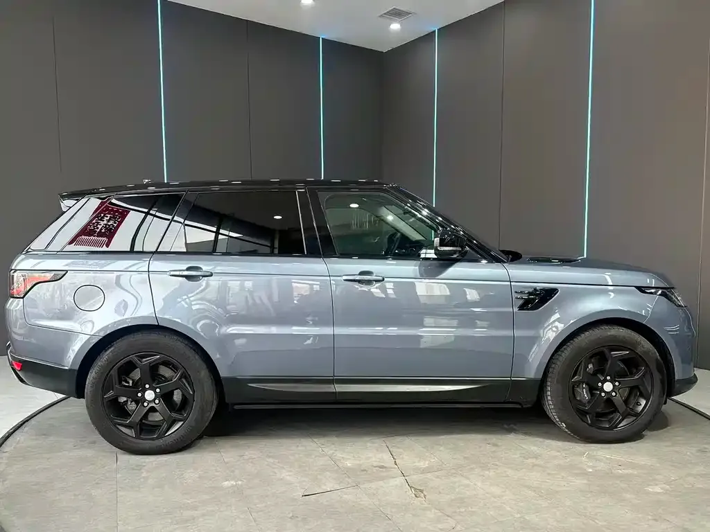 Land Rover Sport PHEV — фото 3