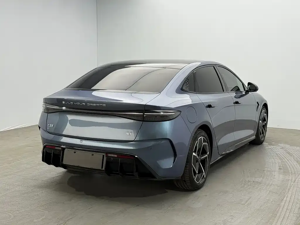 BYD Seal — фото 9