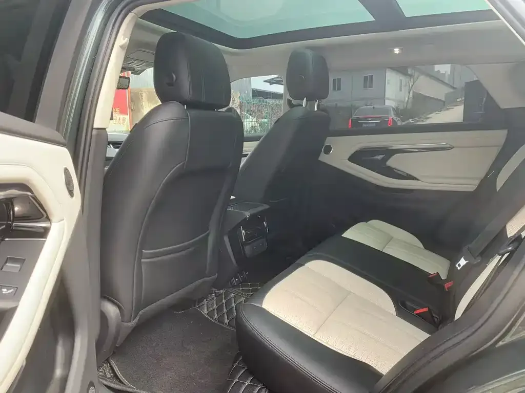 Land Rover Evoque — фото 4
