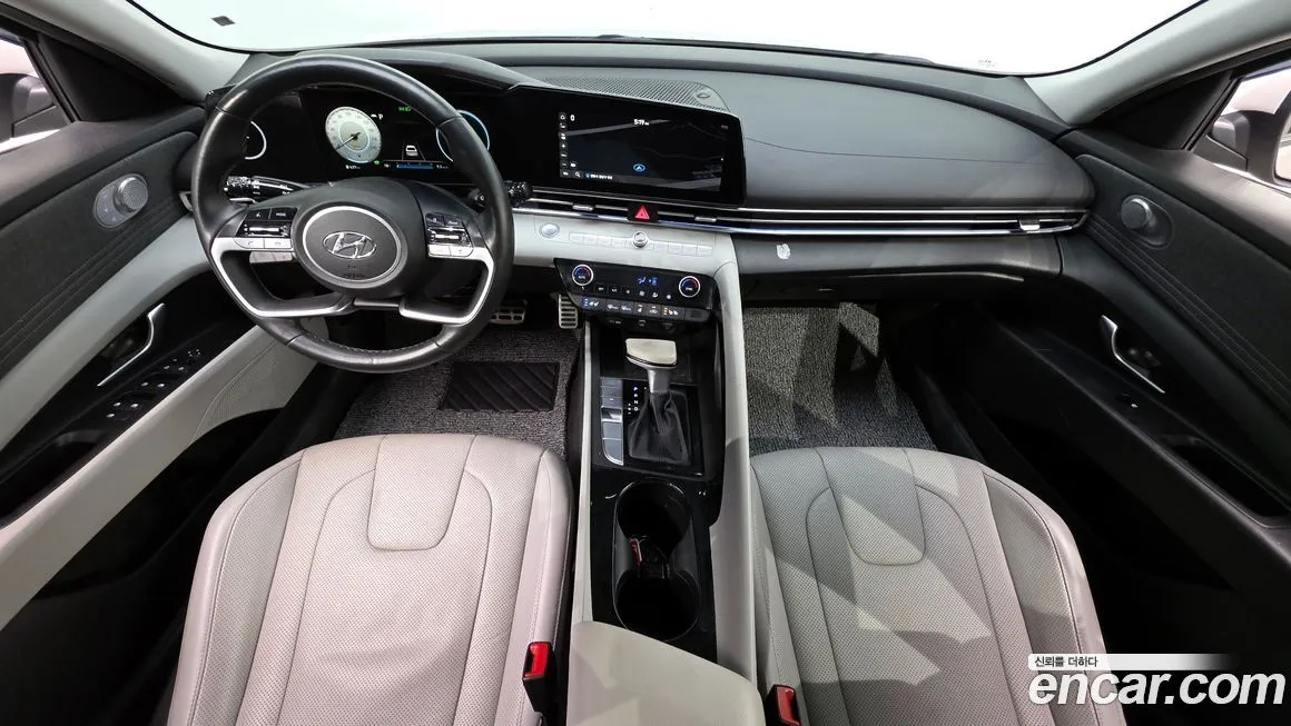 Hyundai AVANTE — фото 4