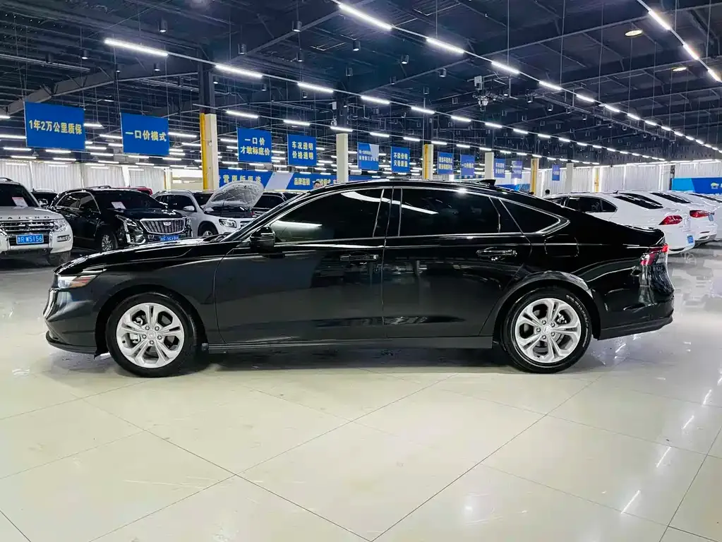 Honda Accord — фото 5