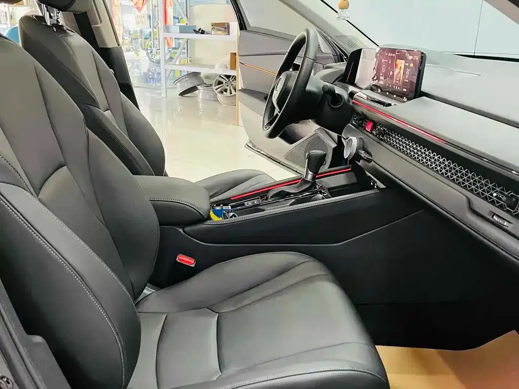 Honda Accord — фото 3