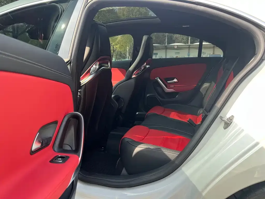 Mercedes-Benz CLA AMG — фото 4