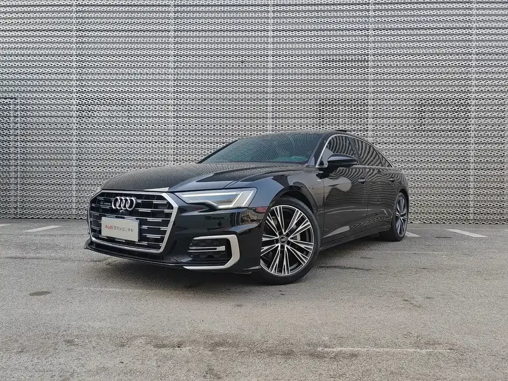 Audi A6L — фото 1