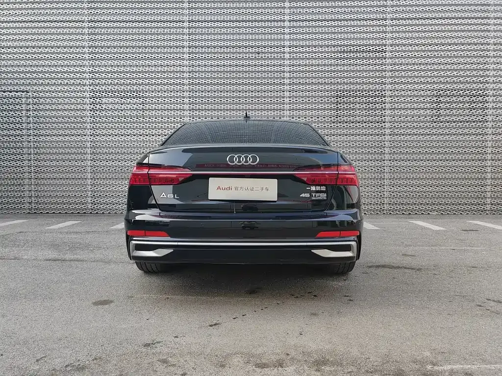 Audi A6L — фото 10