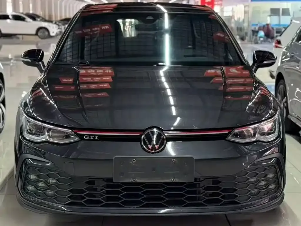 Volkswagen Golf GTI — фото 3