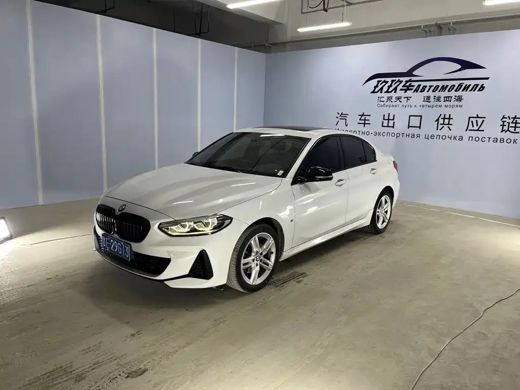 BMW 1 Series — фото 1