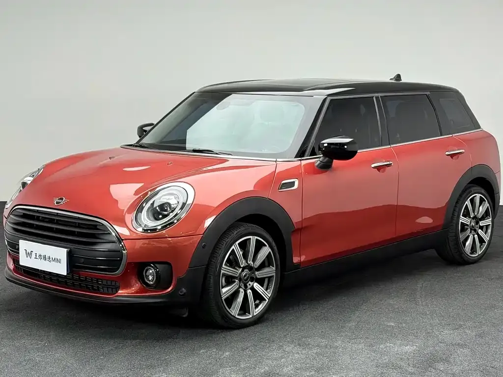 MINI Clubman — фото 1