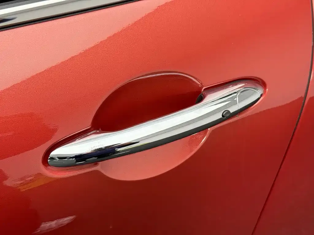 MINI Clubman — фото 3