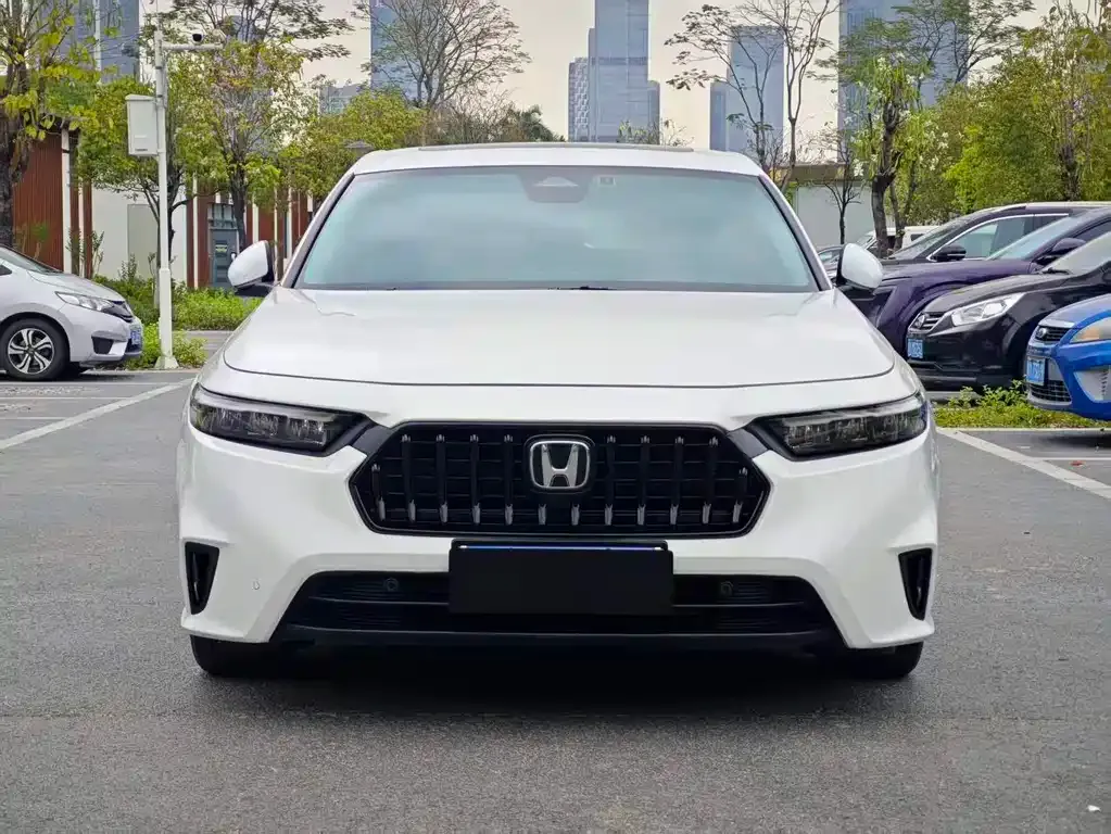 Honda Inspire — фото 9