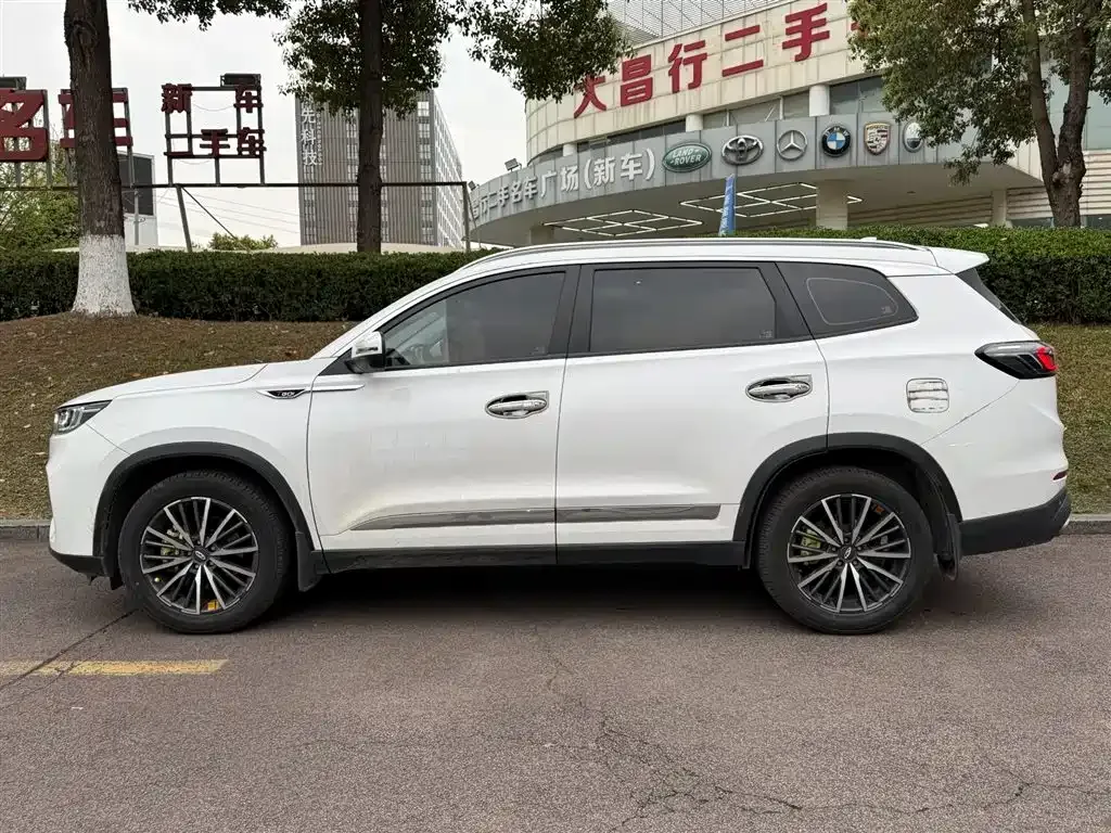 Chery Tiggo 8 PLUS — фото 9