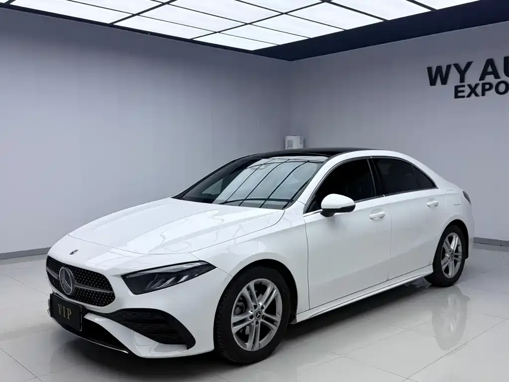 Mercedes-Benz A-Class — фото 1