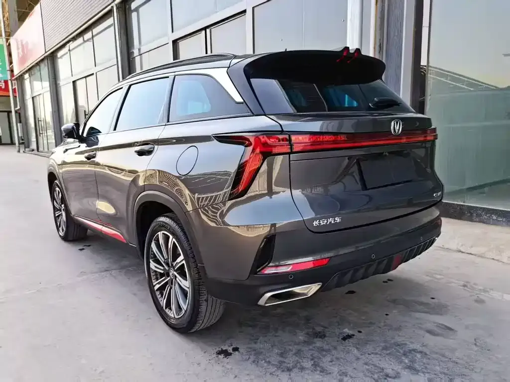 Changan CS75PLUS — фото 9