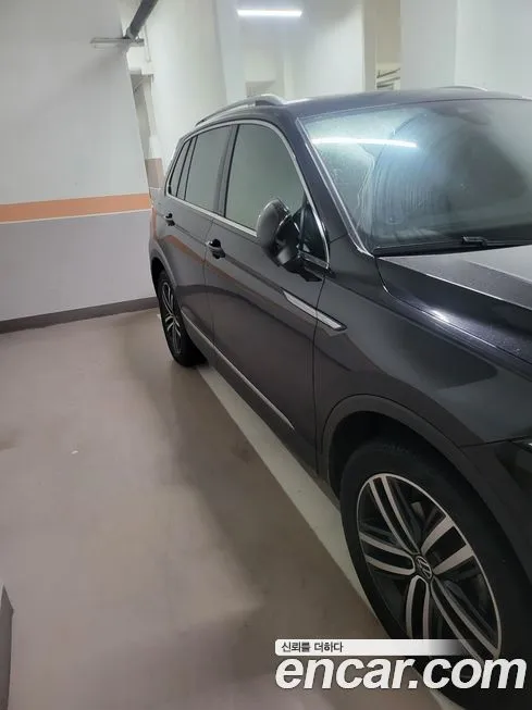 Volkswagen Tiguan — фото 7