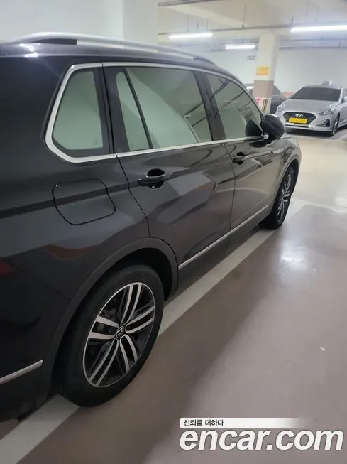 Volkswagen Tiguan — фото 6