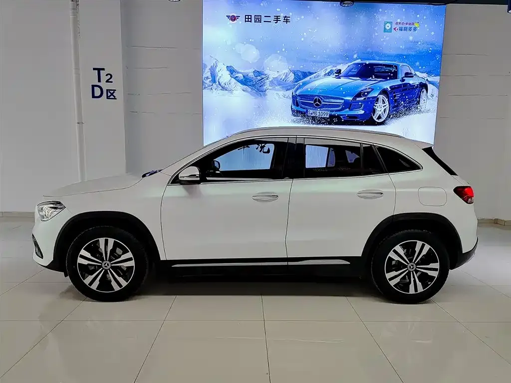 Mercedes-Benz GLA — фото 6