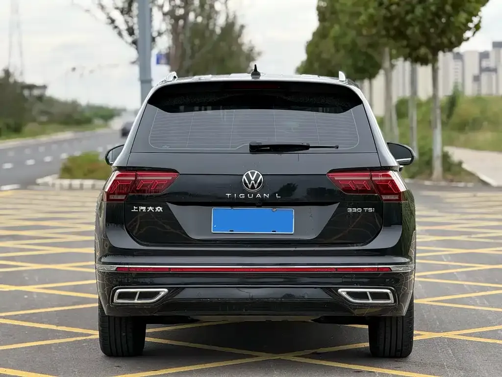 Volkswagen Tiguan L — фото 3