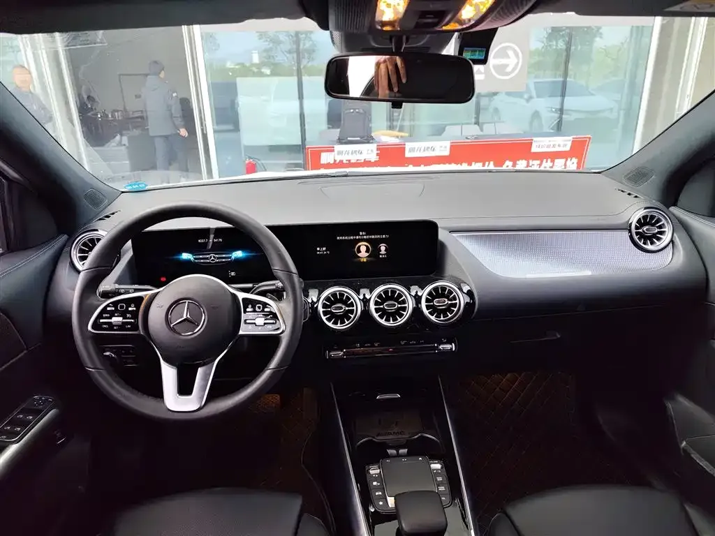 Mercedes-Benz GLA — фото 9