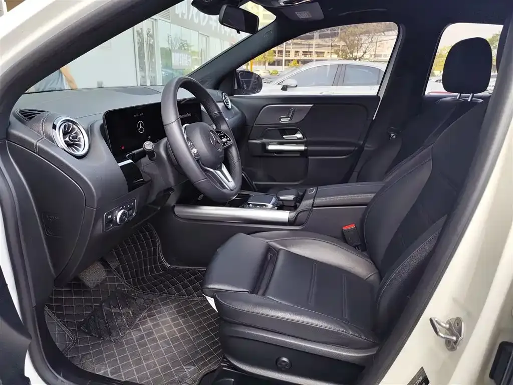 Mercedes-Benz GLA — фото 4