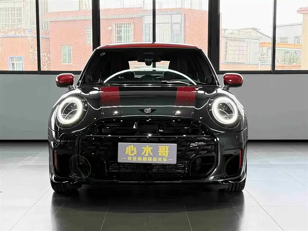 MINI JCW (John Cooper Works) — фото 4