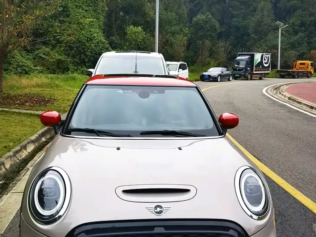 MINI JCW (John Cooper Works) — фото 4