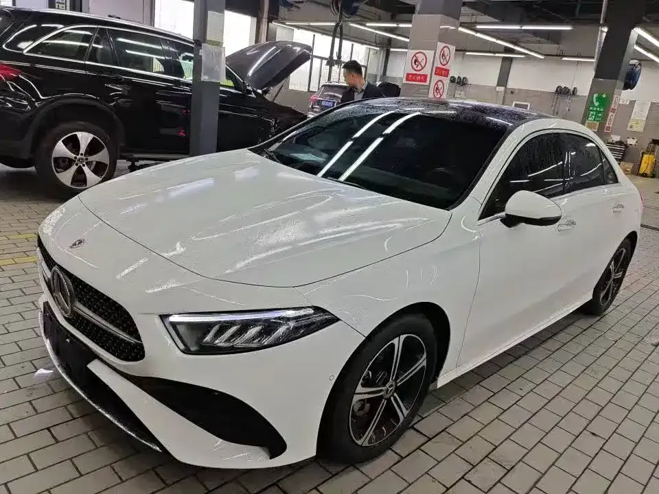 Mercedes-Benz A-Class — фото 1