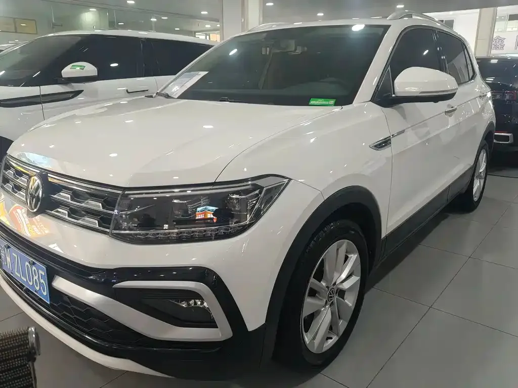 Volkswagen T-Cross — фото 10