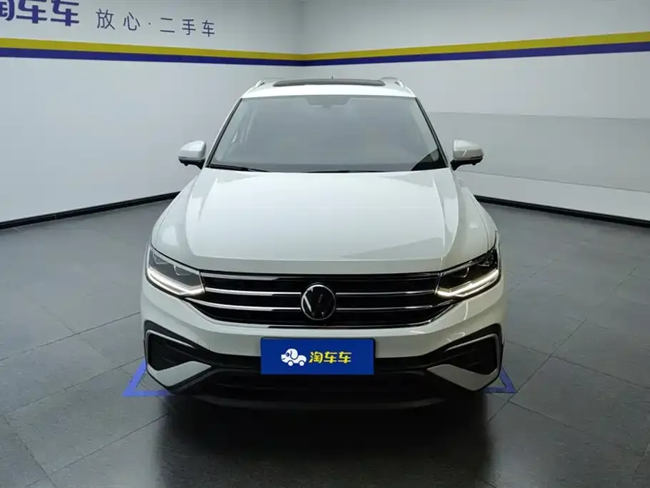 Volkswagen Tiguan L — фото 4