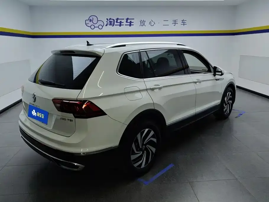 Volkswagen Tiguan L — фото 2