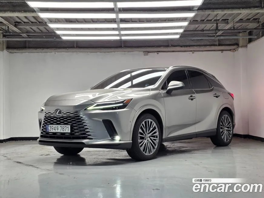 Lexus RX — фото 1