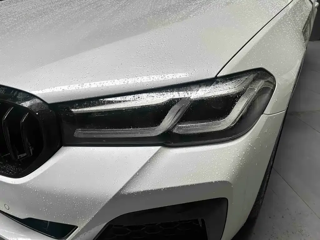 BMW 5 Series — фото 2