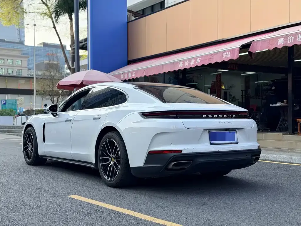 Porsche Panamera — фото 10