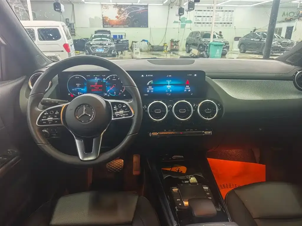 Mercedes-Benz GLA — фото 9