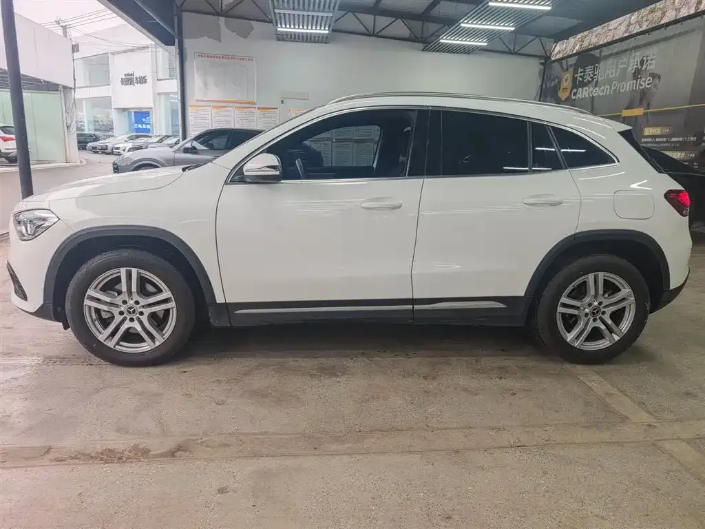 Mercedes-Benz GLA — фото 3