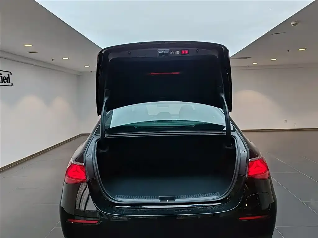 Mercedes-Benz E-Class New Energy — фото 3